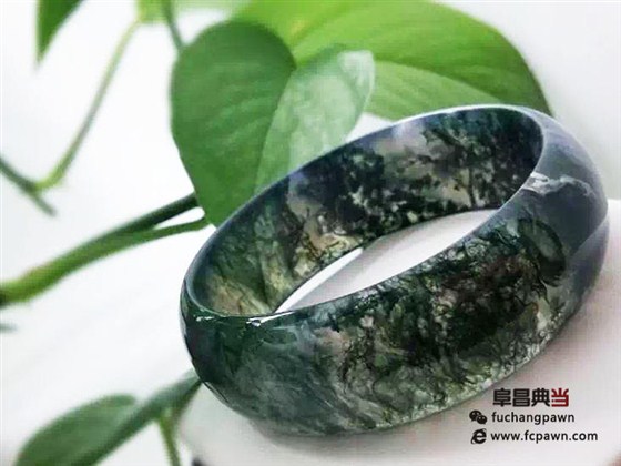 【一分钟课堂】水草玛瑙的百态，让我们一起了解这位玛瑙界的&ldquo;佳人&rdquo;