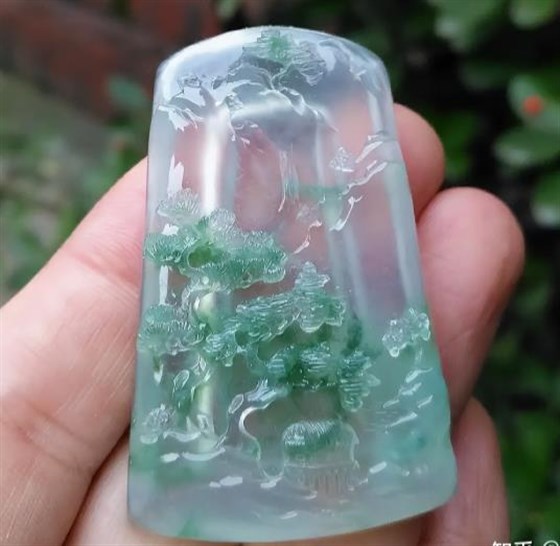 翡翠雕工-苏扬 翡翠雕工-苏扬