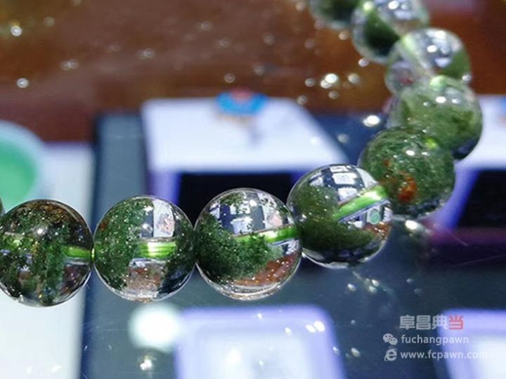 【一分钟课堂】北京典当行的小朝奉带您了解奇葩的水晶，神秘的绿幽灵